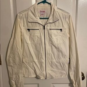 Kenvelo White Jacket with Buckles